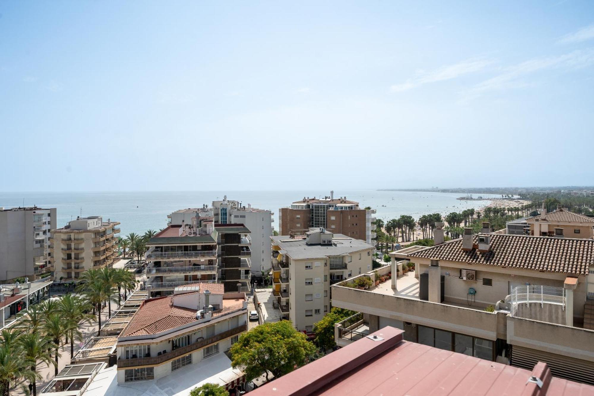 Rentalmar Central Park Салоу Екстериор снимка